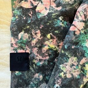 Lululemon yoga towel